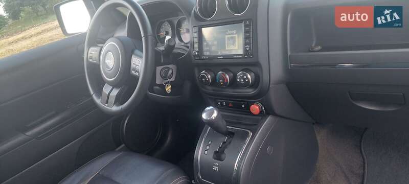 Внедорожник / Кроссовер Jeep Patriot 2016 в Виннице