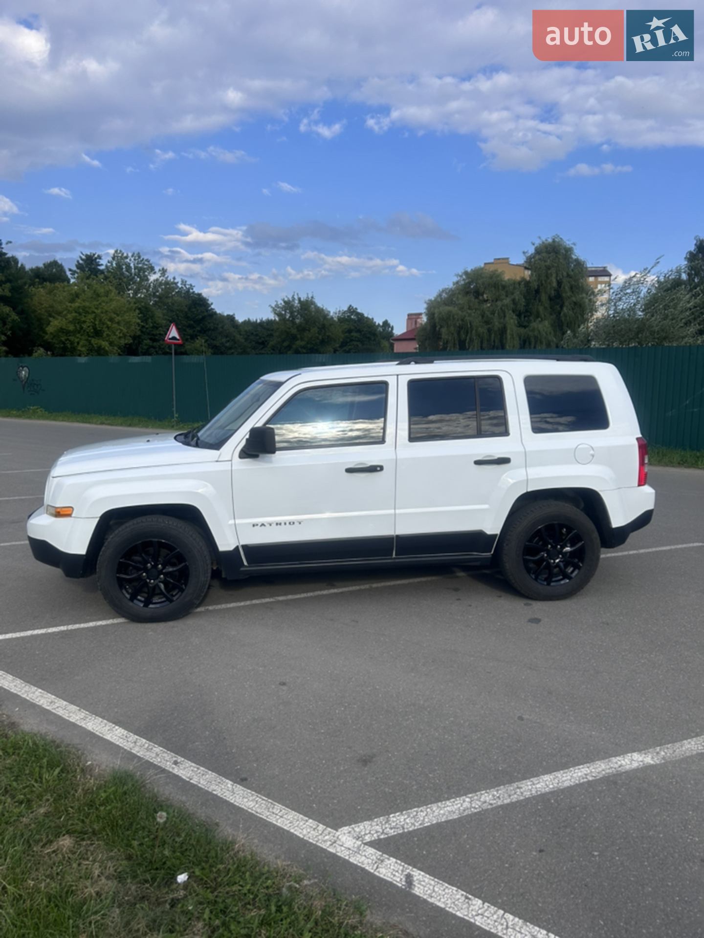 2013 Jeep Liberty (Patriot) - мініатюра 4