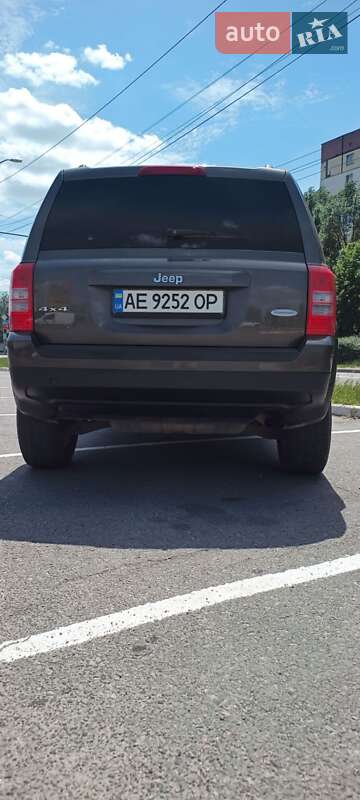 Внедорожник / Кроссовер Jeep Patriot 2015 в Днепре