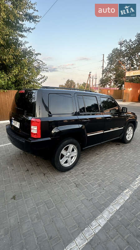 Позашляховик / Кросовер Jeep Patriot 2010 в Овідіополі