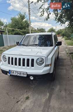 Внедорожник / Кроссовер Jeep Patriot 2015 в Черкассах