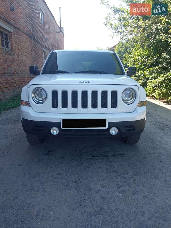 Внедорожник / Кроссовер Jeep Patriot 2013 в Казатине