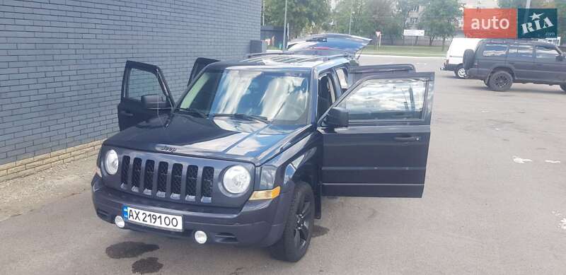 Позашляховик / Кросовер Jeep Patriot 2015 в Харкові