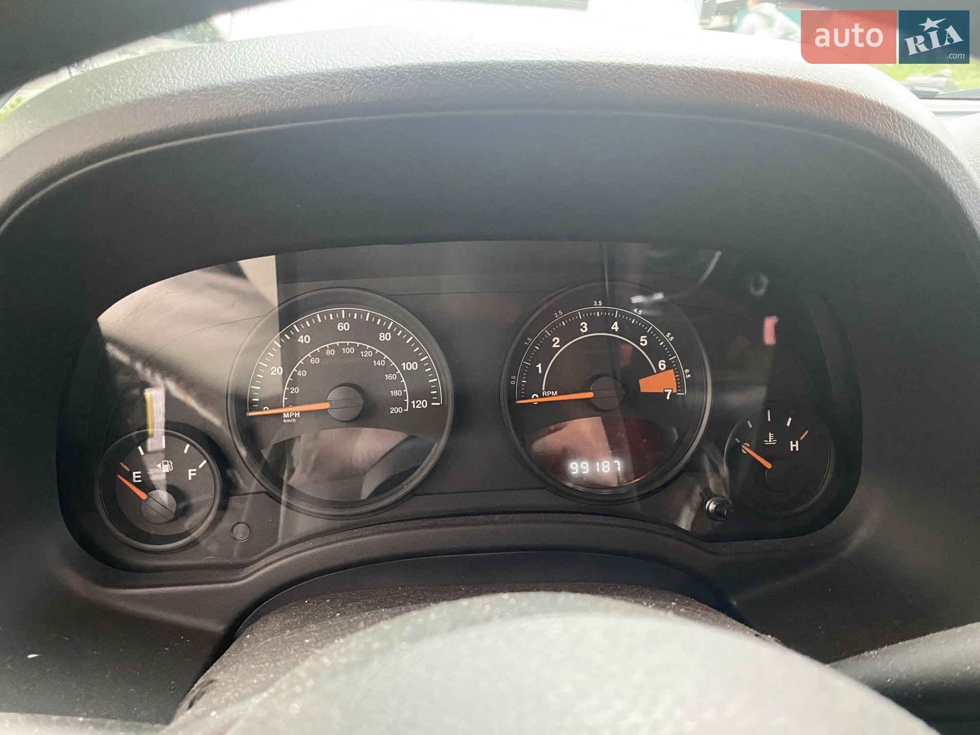 2015 Jeep Liberty (Patriot) - мініатюра 9