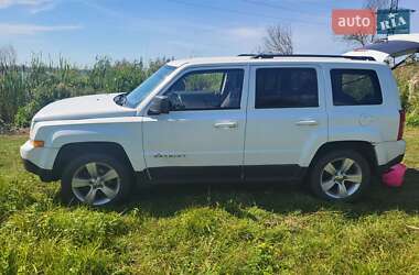 Внедорожник / Кроссовер Jeep Patriot 2014 в Киеве