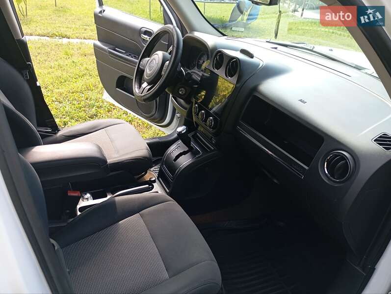 Позашляховик / Кросовер Jeep Patriot 2014 в Бородянці