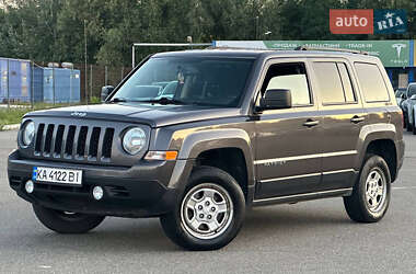 Внедорожник / Кроссовер Jeep Patriot 2016 в Киеве