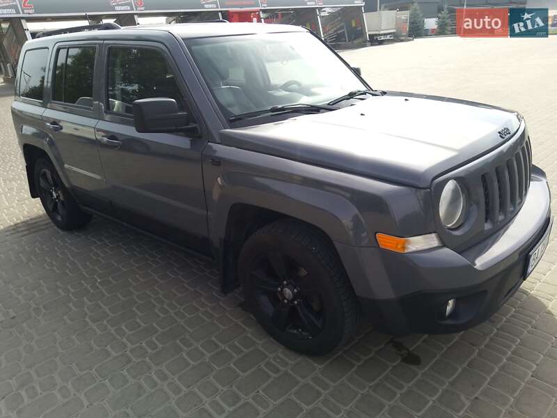Внедорожник / Кроссовер Jeep Patriot 2011 в Кропивницком