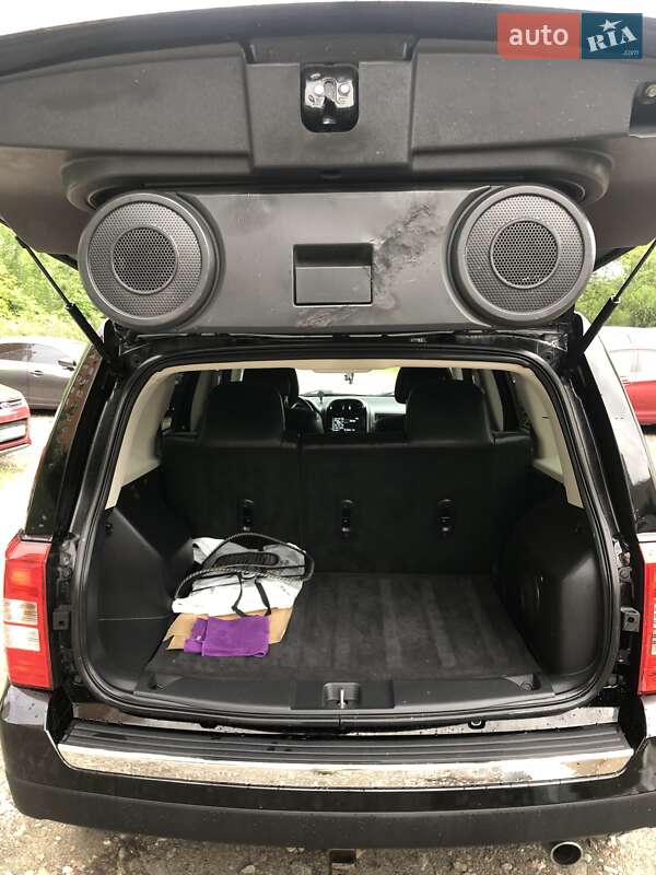 Позашляховик / Кросовер Jeep Patriot 2013 в Києві