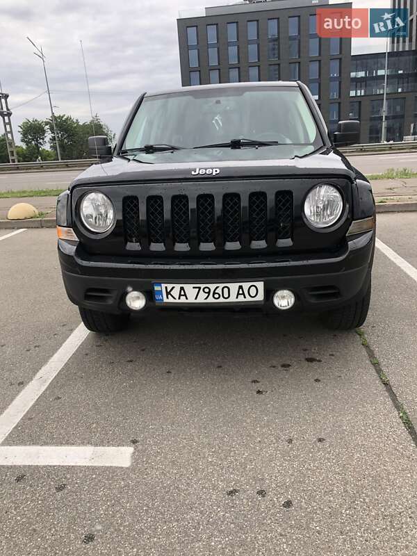 Позашляховик / Кросовер Jeep Patriot 2013 в Києві