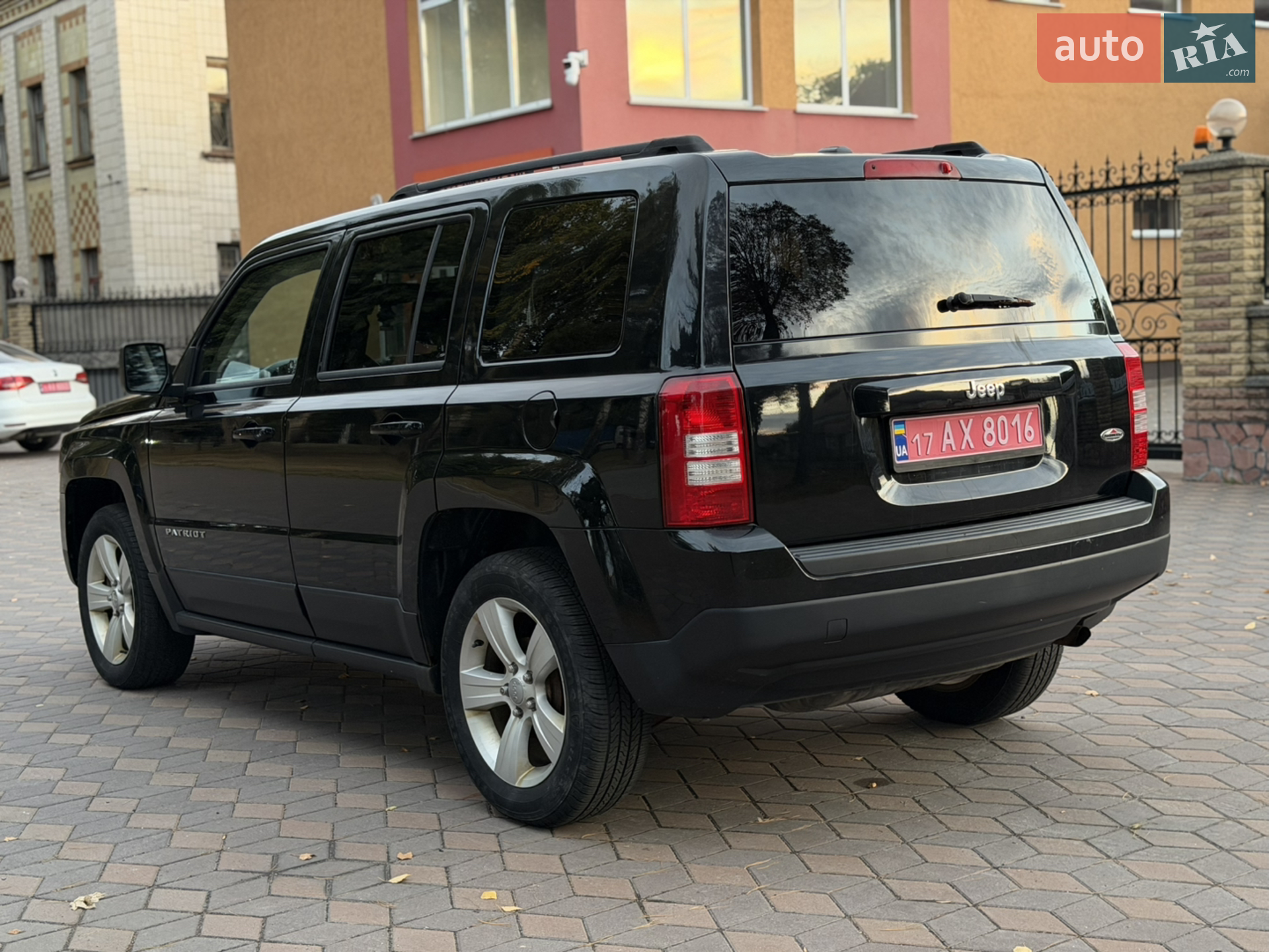 2014 Jeep Liberty (Patriot) - мініатюра 46