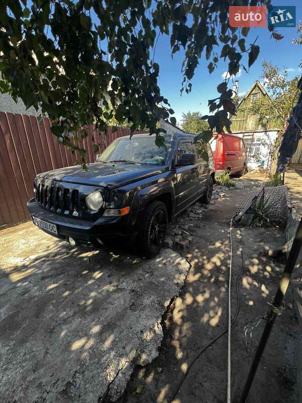 Внедорожник / Кроссовер Jeep Patriot 2013 в Днепре