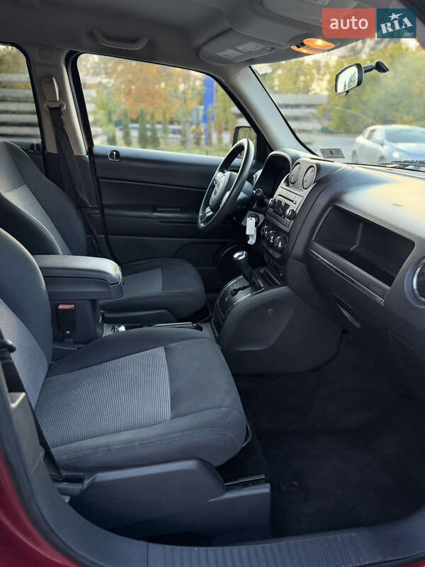 Позашляховик / Кросовер Jeep Patriot 2014 в Лубнах