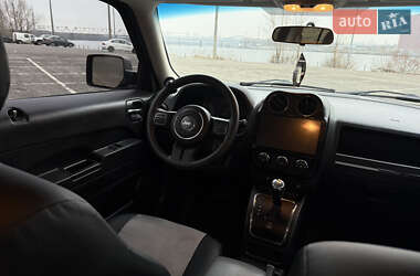 Внедорожник / Кроссовер Jeep Patriot 2015 в 