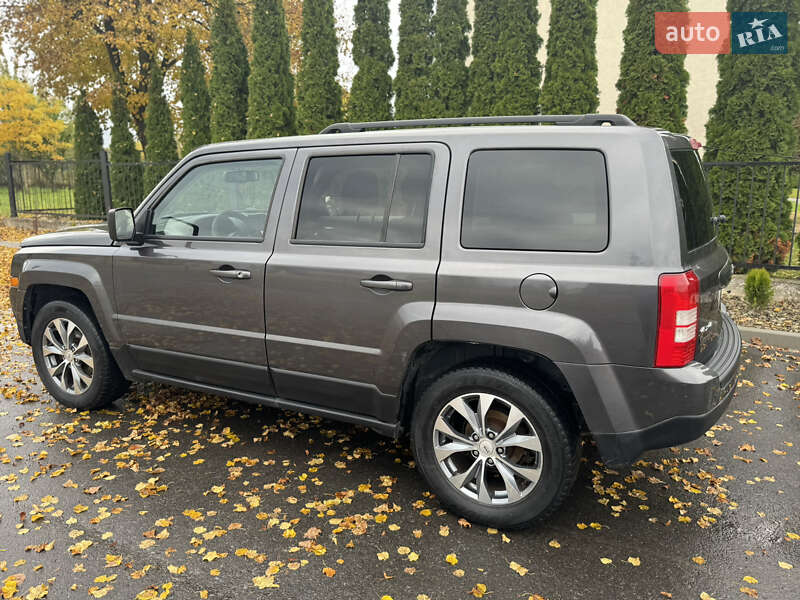 Внедорожник / Кроссовер Jeep Patriot 2015 в Львове