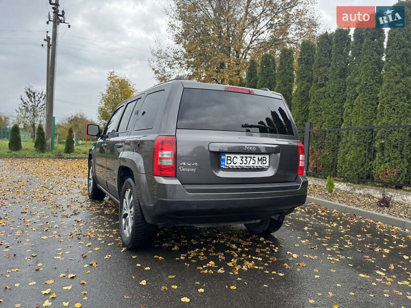 Внедорожник / Кроссовер Jeep Patriot 2015 в Львове