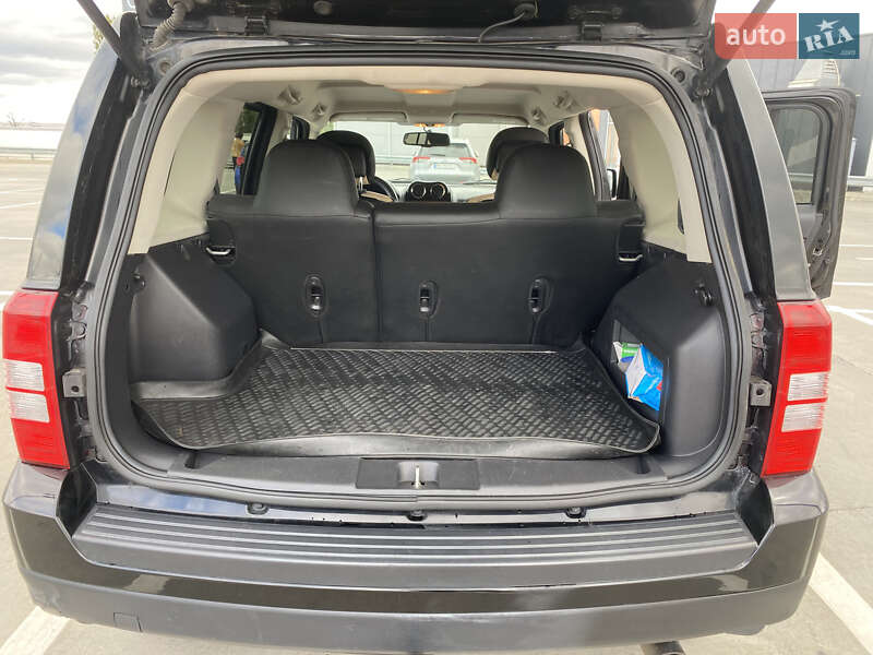 Позашляховик / Кросовер Jeep Patriot 2015 в Києві