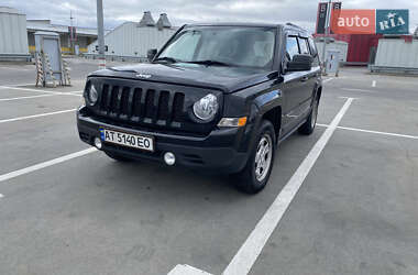 Позашляховик / Кросовер Jeep Patriot 2015 в Києві