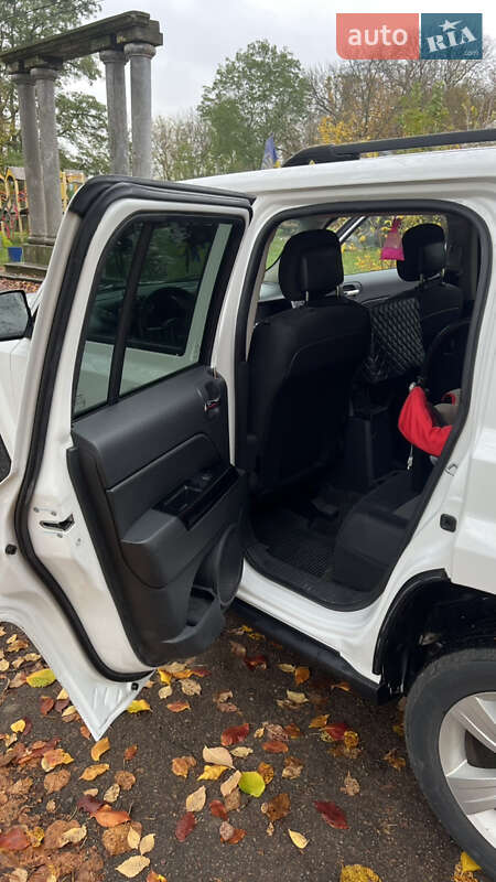 Позашляховик / Кросовер Jeep Patriot 2013 в Коростишеві