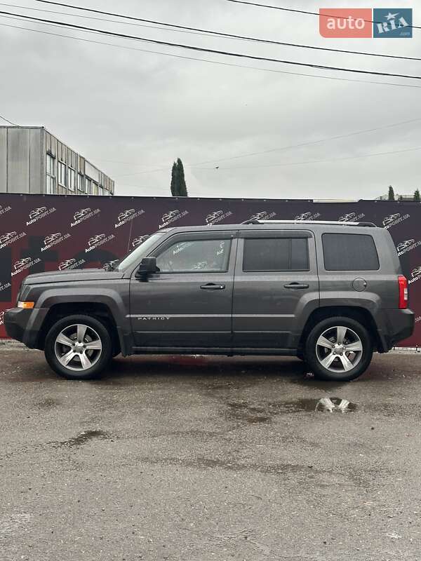 Внедорожник / Кроссовер Jeep Patriot 2016 в Сумах