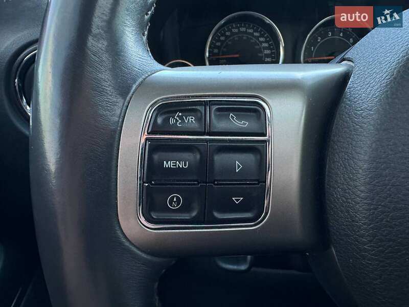 Внедорожник / Кроссовер Jeep Patriot 2015 в Киеве фото 16 Внедорожник / Кроссовер Jeep Patriot 2015 в Киеве