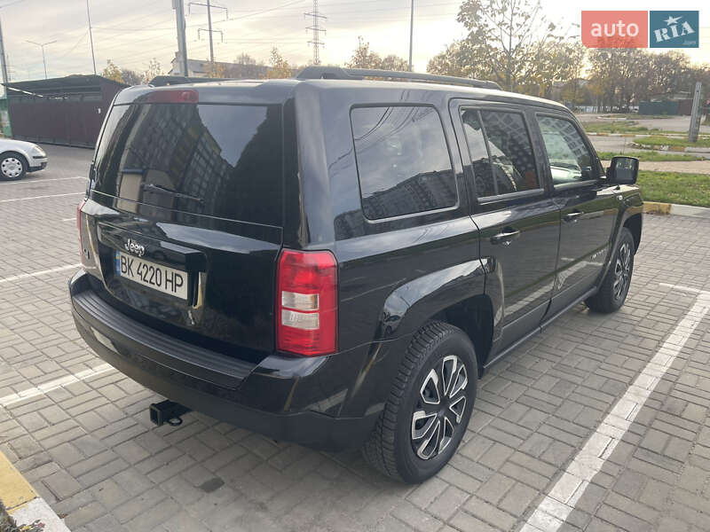 Позашляховик / Кросовер Jeep Patriot 2013 в Києві