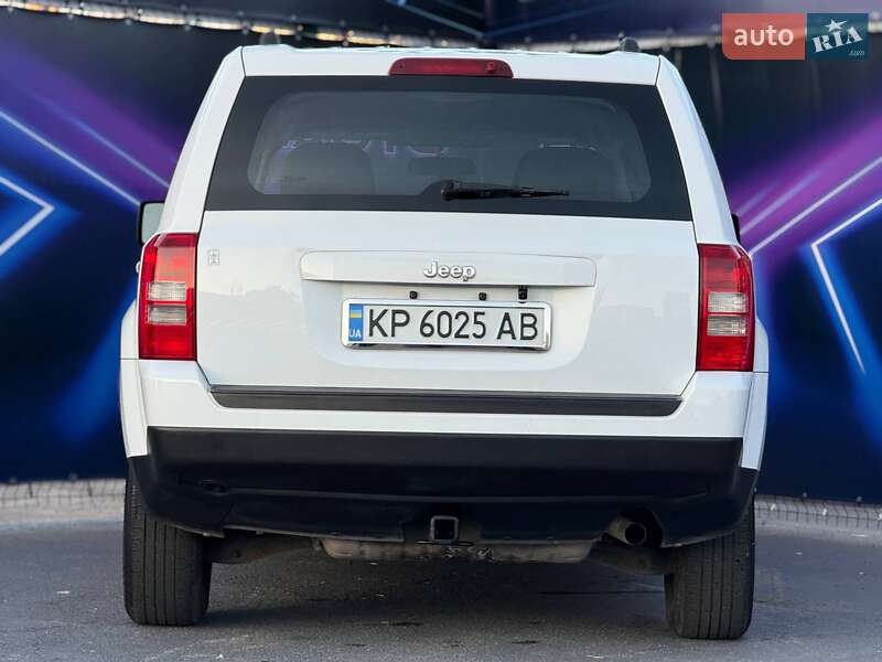 Позашляховик / Кросовер Jeep Patriot 2014 в Запоріжжі