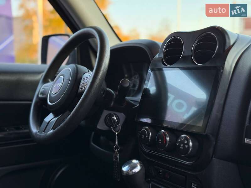 Позашляховик / Кросовер Jeep Patriot 2014 в Запоріжжі