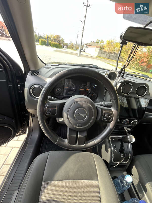 Внедорожник / Кроссовер Jeep Patriot 2014 в Болграде