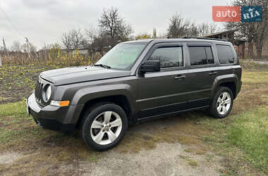 Позашляховик / Кросовер Jeep Patriot 2015 в Києві