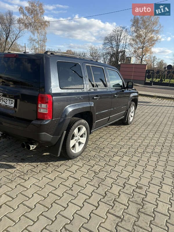 Внедорожник / Кроссовер Jeep Patriot 2013 в Бориславе