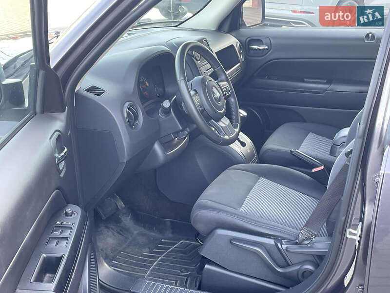 Внедорожник / Кроссовер Jeep Patriot 2015 в Житомире