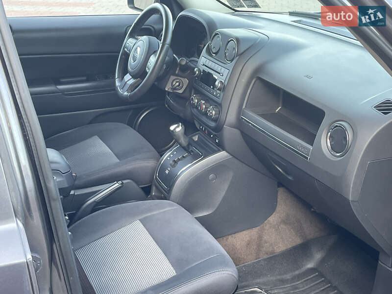 Внедорожник / Кроссовер Jeep Patriot 2015 в Житомире