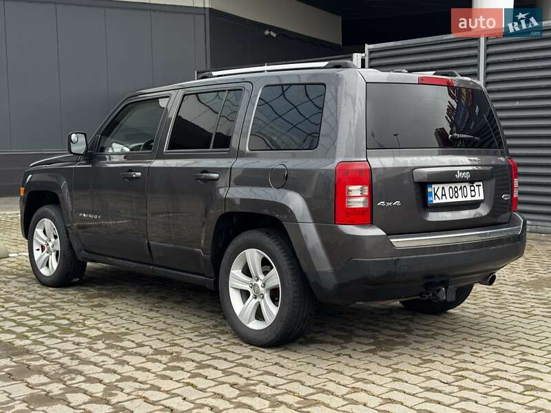Позашляховик / Кросовер Jeep Patriot 2015 в Києві