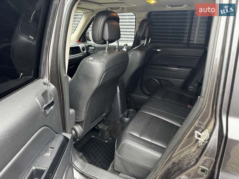 Позашляховик / Кросовер Jeep Patriot 2015 в Києві