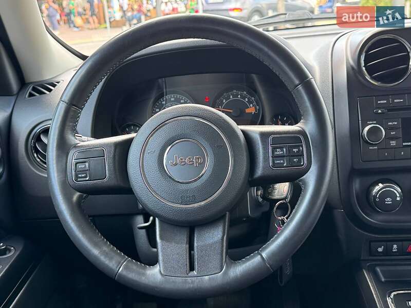 Внедорожник / Кроссовер Jeep Patriot 2015 в Киеве фото 14 Внедорожник / Кроссовер Jeep Patriot 2015 в Киеве