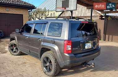 Внедорожник / Кроссовер Jeep Patriot 2014 в Ратным