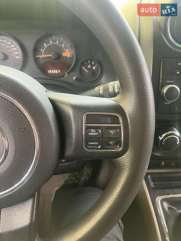 Позашляховик / Кросовер Jeep Patriot 2014 в Калуші