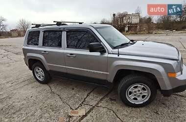 Внедорожник / Кроссовер Jeep Patriot 2014 в Деражне