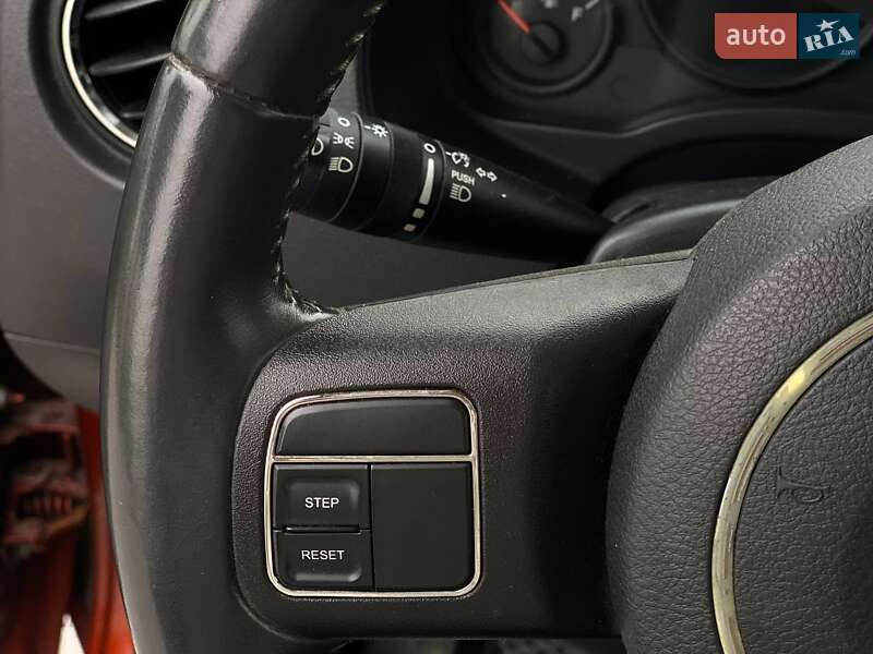 Внедорожник / Кроссовер Jeep Patriot 2012 в Киеве