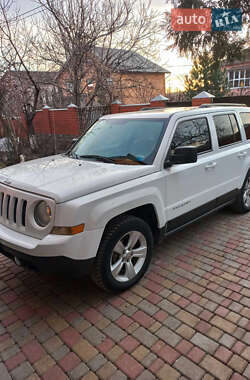 Внедорожник / Кроссовер Jeep Patriot 2014 в Дергачах