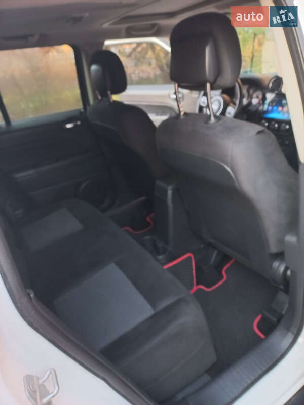 Внедорожник / Кроссовер Jeep Patriot 2014 в Дергачах