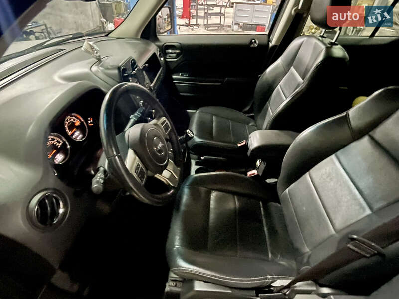 Внедорожник / Кроссовер Jeep Patriot 2014 в Киеве