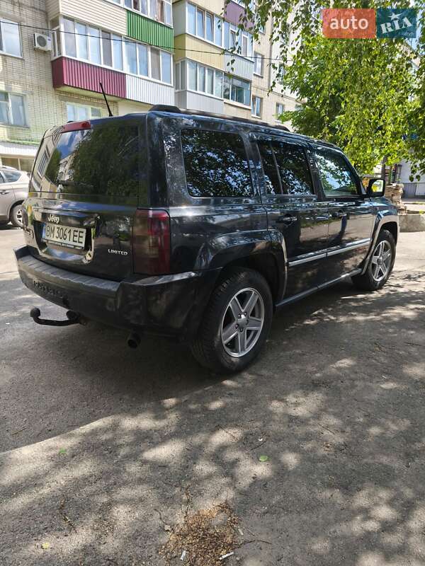 Внедорожник / Кроссовер Jeep Patriot 2010 в Изюме