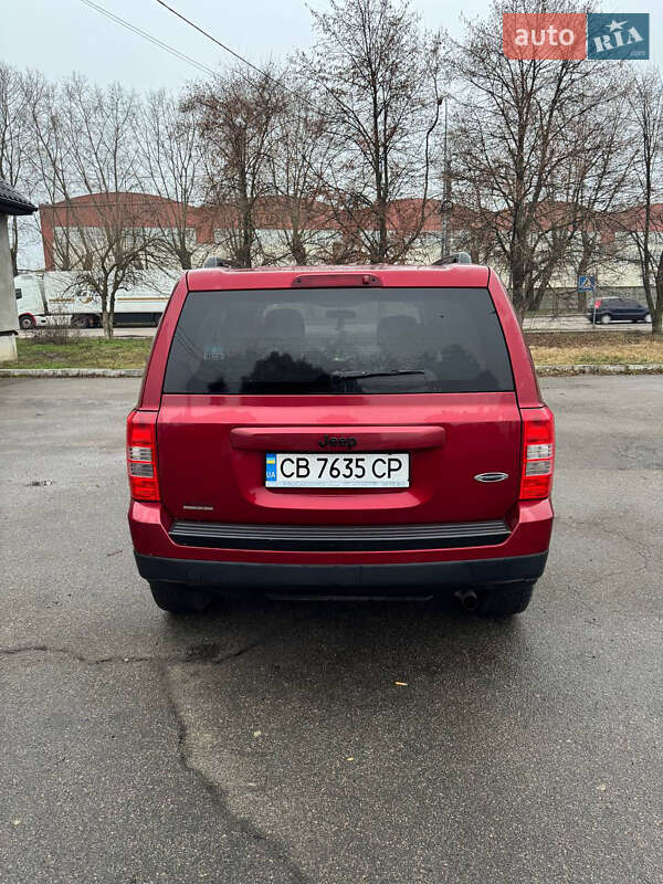 Внедорожник / Кроссовер Jeep Patriot 2015 в Киеве