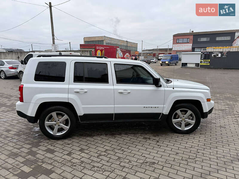 Позашляховик / Кросовер Jeep Patriot 2014 в Рівному
