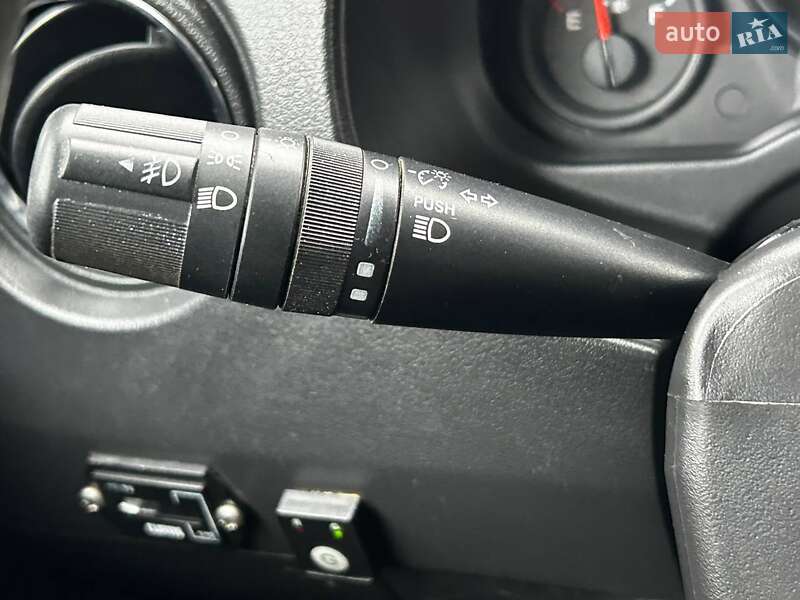 Позашляховик / Кросовер Jeep Patriot 2012 в Києві