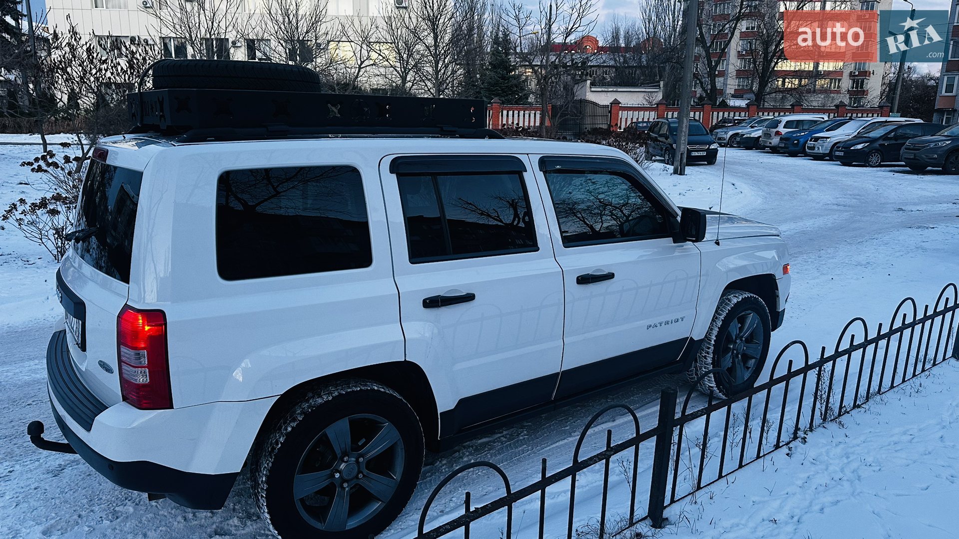 2015 Jeep Liberty (Patriot) - мініатюра 9