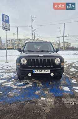 Внедорожник / Кроссовер Jeep Patriot 2015 в Киеве