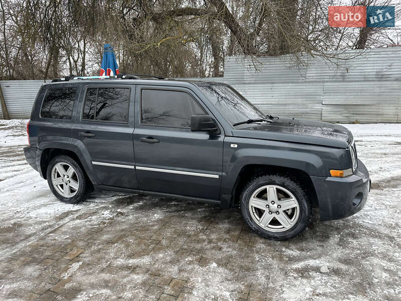 Внедорожник / Кроссовер Jeep Patriot 2008 в Николаеве